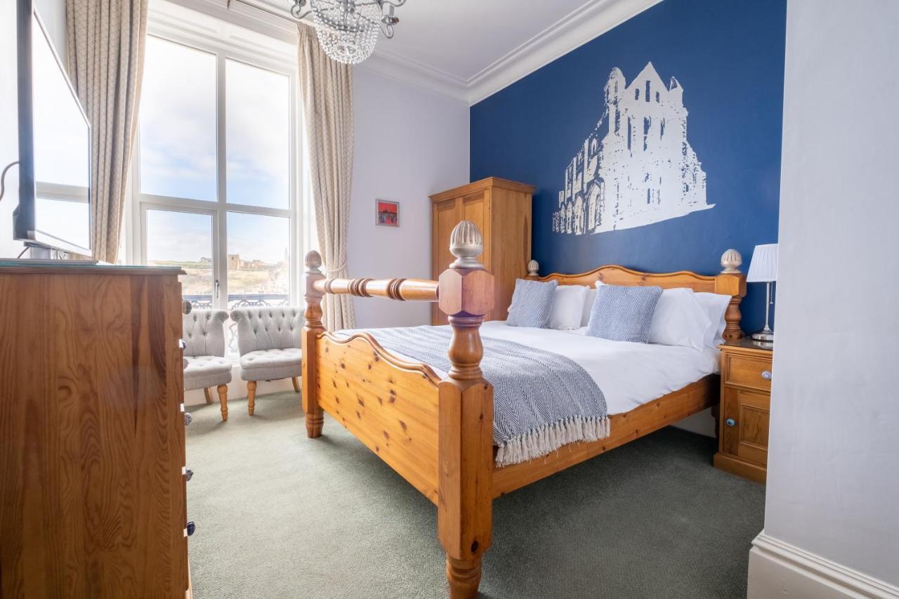 Number 7 Guest House 휫비 외부 사진